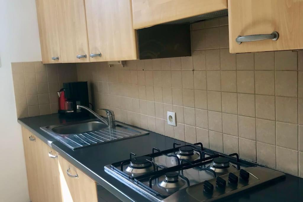 פונטורסון Appartement A 2 Pas Du Mont St-Michel מראה חיצוני תמונה
